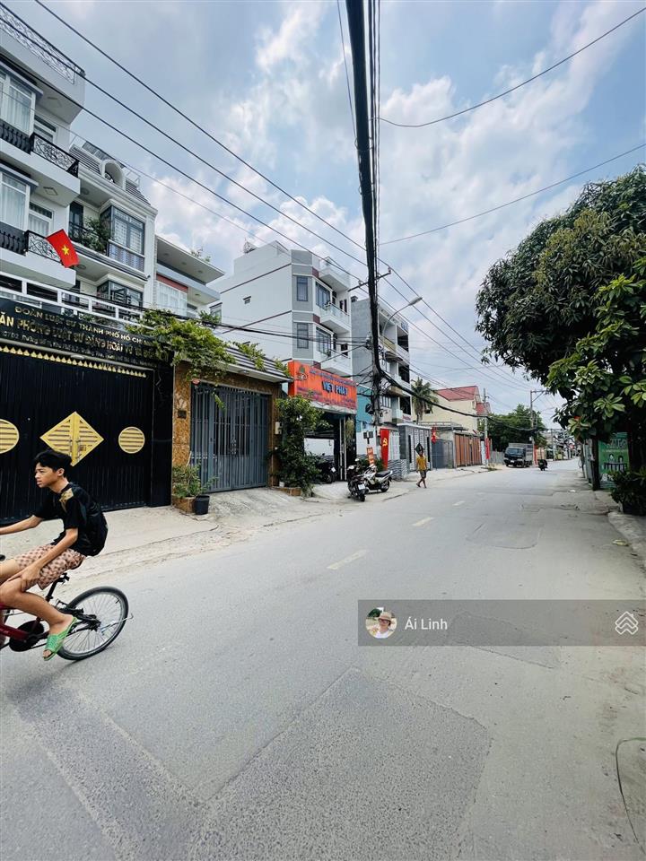 Thu nhập 1.8tỷ nhà 4 tầng 36 phòng mặt tiền trường thọ sát vành đai 2  kha vạn cân dt 320m2 (8x40)