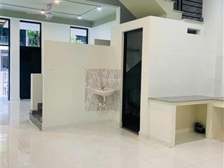 Cho thuê nhà phố liền kề. 4pn, 4wc, 85m2, 14 triệu, cát lái, q2, hcm
