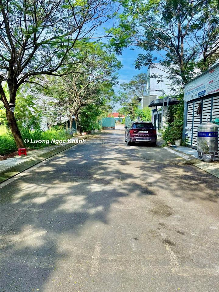 Ngộp ngân hàng, chủ hạ giá bán 200tr, cần bán lô đất 81m2, ngang 6m, khu dân cư đông đúc, giá tốt.