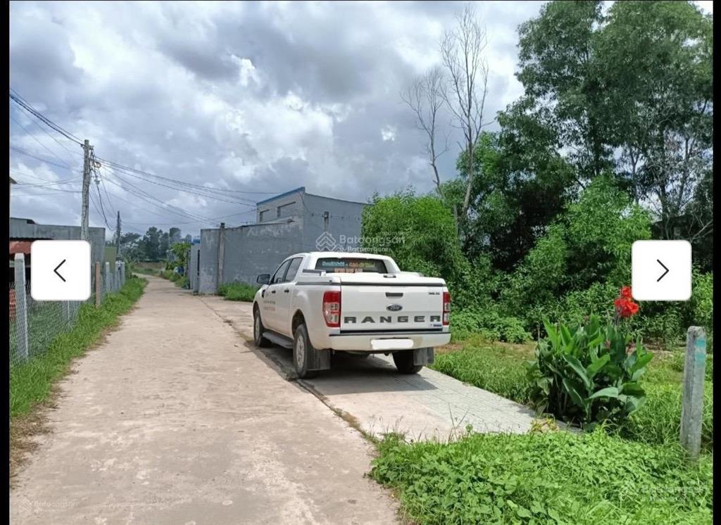 Chính chủ cần bán gấp lô 161m2 gần trung tâm thị trấn hậu nghĩa, giá 2tỷ1 bớt lộc, sổ hồng riêng