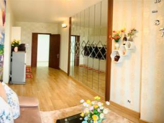Cần bán căn hộ topaz home giá 1tỷ6 ,diện tích 52m2 lầu trung ,view đẹp ,nội thất như hình