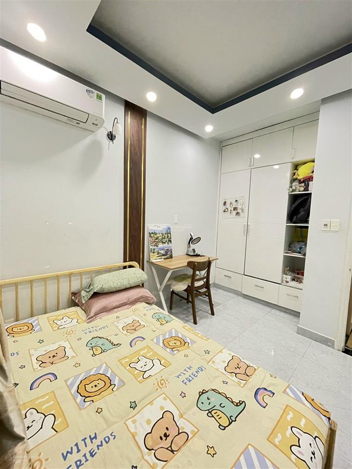 Cần bán gấp căn hộ thái an nằm ngay cầu vượt quang trung, 70m2, giá 2tỷ6, 2 phòng ngủ, 2 wc