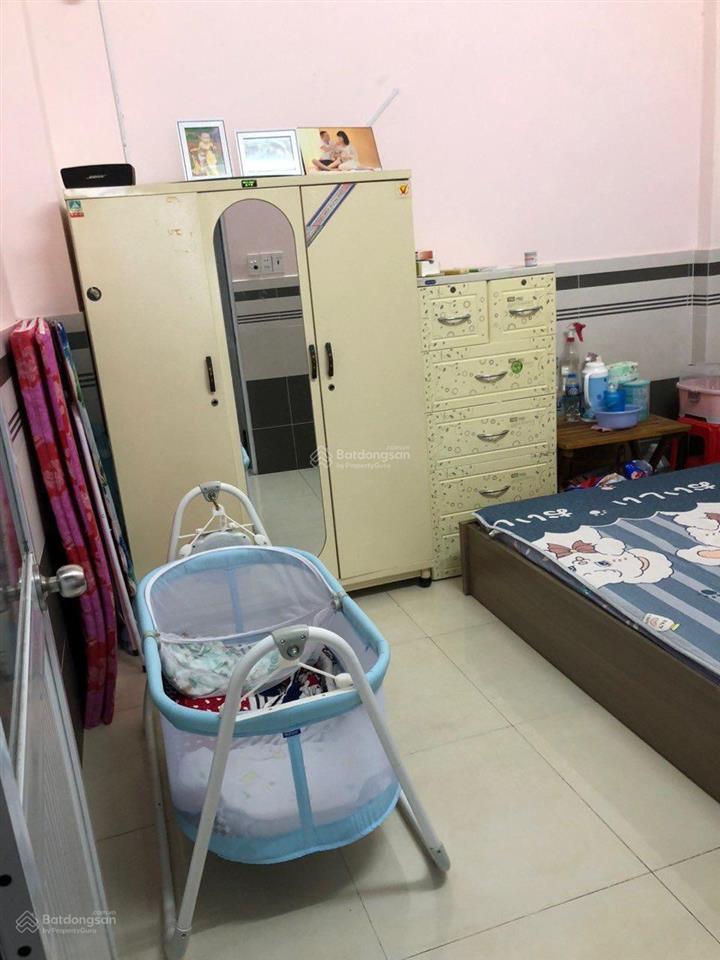 Cần bán gấp nhà phố 1trệt 1lầu diện tích 20m2, đường nguyễn văn quá ,giá 1tỷ750,sổ hồng riêng.