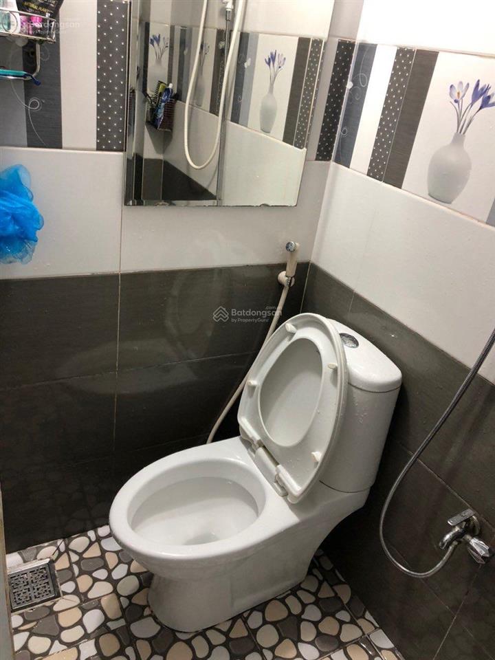 Cần bán gấp nhà phố 1trệt 1lầu diện tích 20m2, đường nguyễn văn quá ,giá 1tỷ750,sổ hồng riêng.