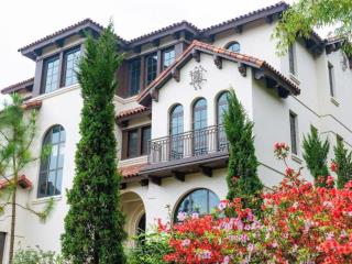 Chính chủ định cư đức bán bt thanh xuân valley, dt 200m2, hướng đông nam, giá 14tỷ,  0908 764 ***