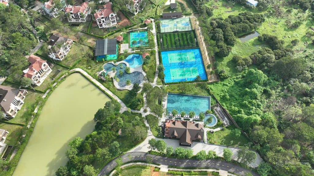 Chuyển nhượng căn biệt thự liền kề spring view suối thanh xuân valley, giá rẻ 9tỷ/căn. 0% lãi suất