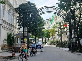 Bán đất tặng nhà 2 tầng, cạnh kđt louis đại mỗ, 50m2, mt4.9m, ngõ nông, ôtô đỗ cửa, giá 7.5 tỷ