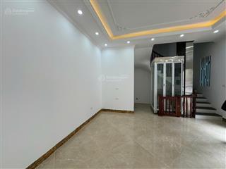 Bán nhà miêu nhà, tây mỗ, 42m2 x 5 tầng, nhà mới, thang máy, ngõ nông, gần ô tô tránh, giá 5.8 tỷ