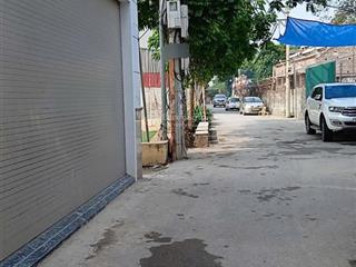 Bán nhà tây mỗ, 50m2 x 4t, nhà đẹp ở ngay, dt rộng, sân để xe riêng, gần ô tô tránh, giá 5.75 tỷ