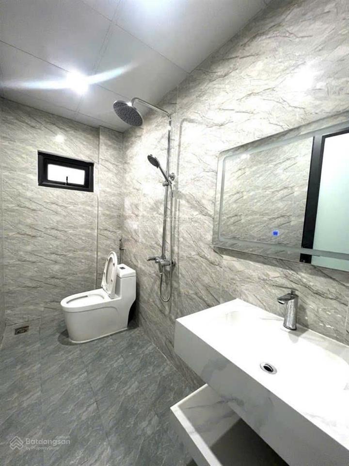Bán nhà quang tiến, 39m2, 5 tầng thang máy, giá 6.5 tỷ, nhà mới ở ngay, ô tô đỗ gần, full tiện ích