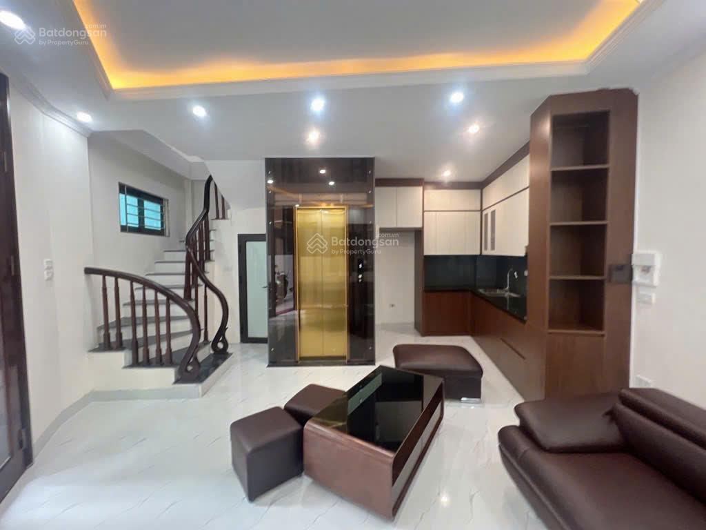 Bán nhà tây mỗ, 42m2, 5 tầng thang máy, giá 6.6 tỷ, nhà mới ở luôn, 2 thoáng, gần phố, ba bước ô tô