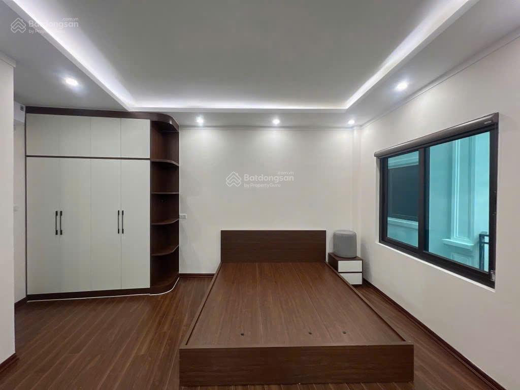 Bán nhà tây mỗ, 42m2, 5 tầng thang máy, giá 6.6 tỷ, nhà mới ở luôn, 2 thoáng, gần phố, ba bước ô tô