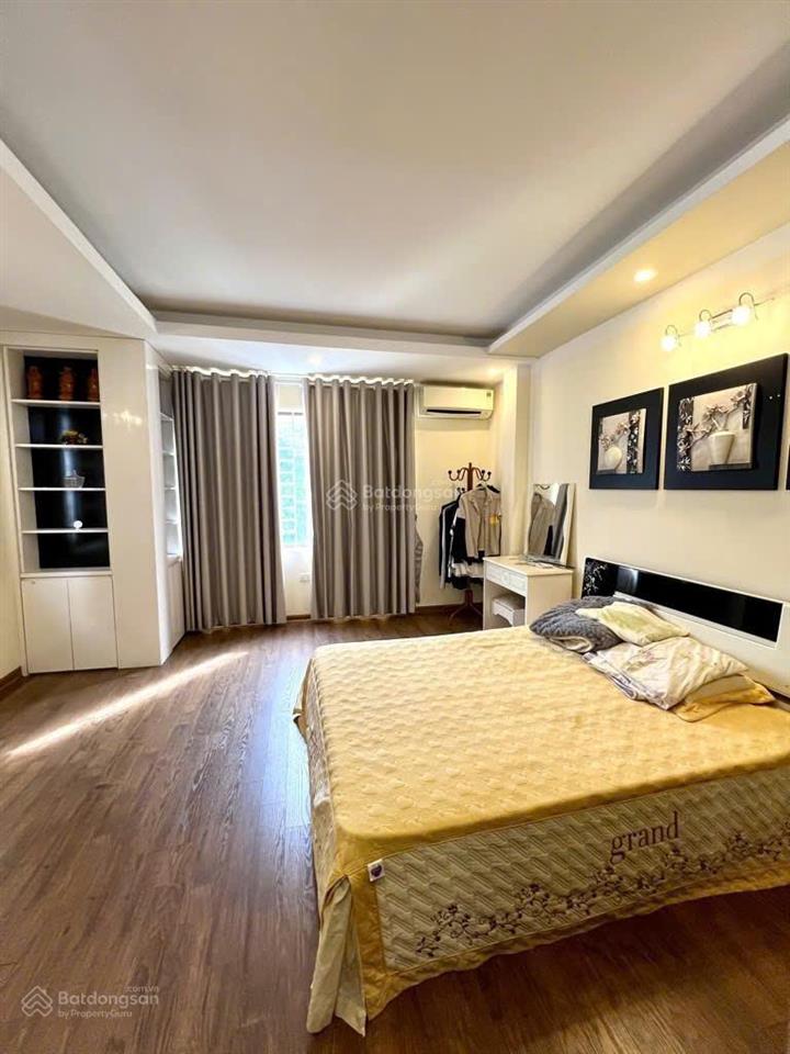 Bán nhà ngọc trục, 52m2, giá 9.05 tỷ, nhà đẹp dân xây, 2 mặt thoáng, ô tô sát nhà, an sinh đỉnh