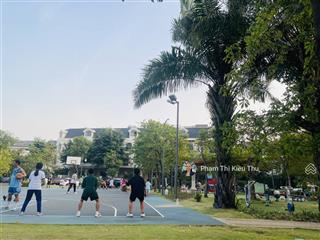 Nhà phố lakeview city cần bán gấp giá 18,9 tỷ nhà full nội thất dt 5x20m 3 lầu view công viên