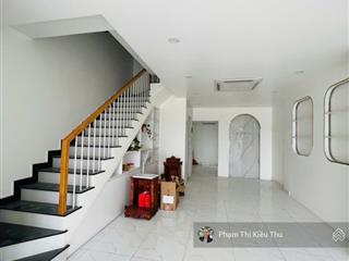 Shophouse lakeview city mặt tiền đường song hành dt 5x20m 5 tầng sử dụng có thang máy giá 42tr/th