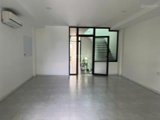 Giá thuê hot chỉ 25tr/th tại lakeview city có ngay nhà phố dt 5x20m 3 lầu 4pn nhà hoàn thiện cơ bản