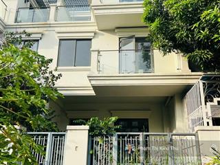 Chính chủ cần bán nhanh nhà phố lakeview city hoàn thiện cơ bản dt 6x16m 1 trệt 3 lầu giá cực tốt