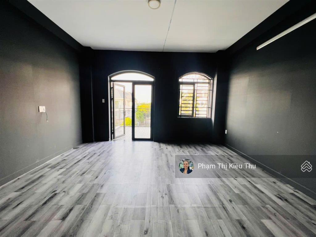 Lakeview city cho thuê nhà phố dt 5x20m 5pn vị trí đường chính 25m giá thuê 27tr  0902 872 ***