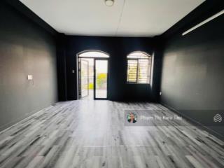 Lakeview city cho thuê nhà phố dt 5x20m 5pn vị trí đường chính 25m giá thuê 27tr  0902 872 ***