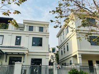 Kẹt tiền cần bán nhanh biệt thự view sông lakeview city giá dt 160m2 giá bán 28,7 tỷ.  0902 872 ***