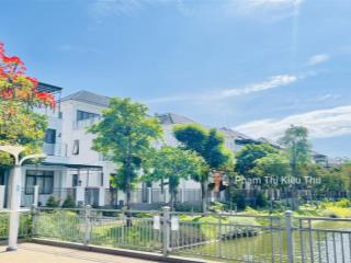 Lakeview city chính chủ cần bán nhà phố trục đường d 25m view gần hồ dt nhà 100m2 nội thất đẹp