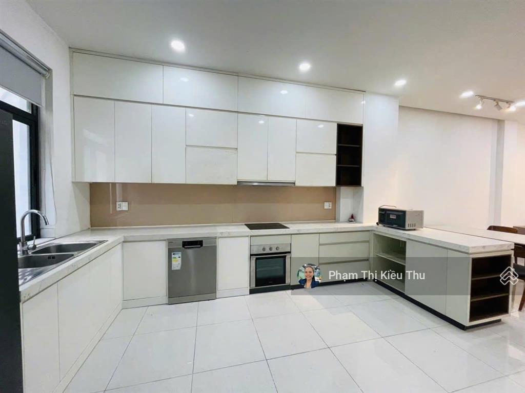 Lakeview city nhà phố full đầy đủ nội thất cần cho thuê dt 5x20m 4 pn giá thuê 27,5tr bao phí thuế