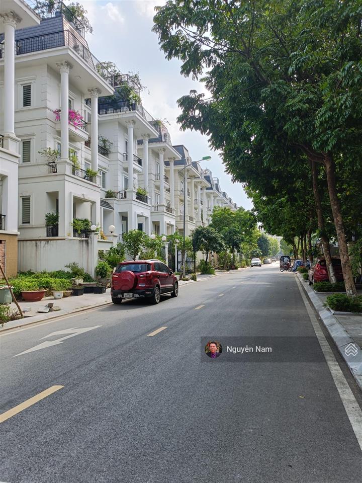 Biệt thự lideco 228,4m25t gần hồ, dtiền 50tr/tháng, giá 32tỷ