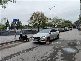 Đất đẹp phú diễn, 75m2  mt 8m, ngõ nông, 2 thoáng, xây ccmn đỉnh, 9.9 tỷ