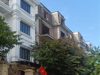 Bt lideco 281m25t, gần hồ, view công viên, ở đẳng cấp, giá 42,8 tỷ