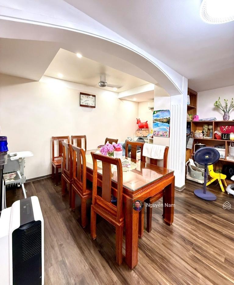 Ở vip bt mễ trì thượng 131,7m24t, vỉa hè ôtô tránh, giá 39,3 tỷ