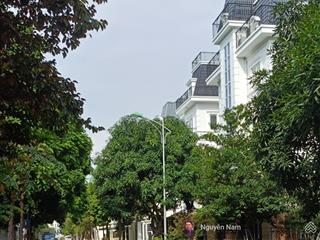 Biệt thự lideco 222m2  5tầng, view vườn hoa cực đẹp. giá 29,9tỷ