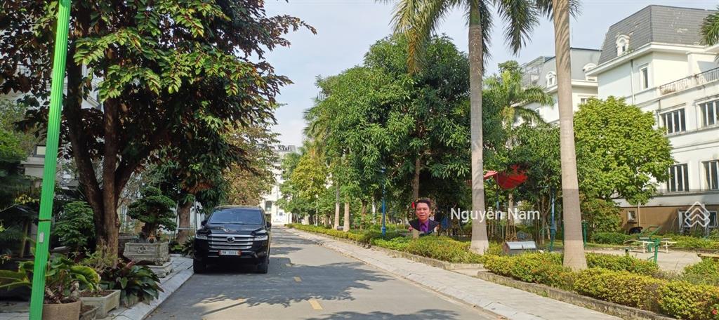 Biệt thự lideco 222m2  5tầng, view vườn hoa cực đẹp. giá 29,9tỷ