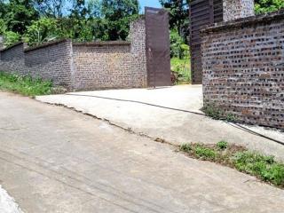 Đất nghỉ dưỡng đây ạ 1600m2 278m2 thổ cư. liên sơn lương sơn hoà bình. mt bám đường 38m, 0979 174 ***