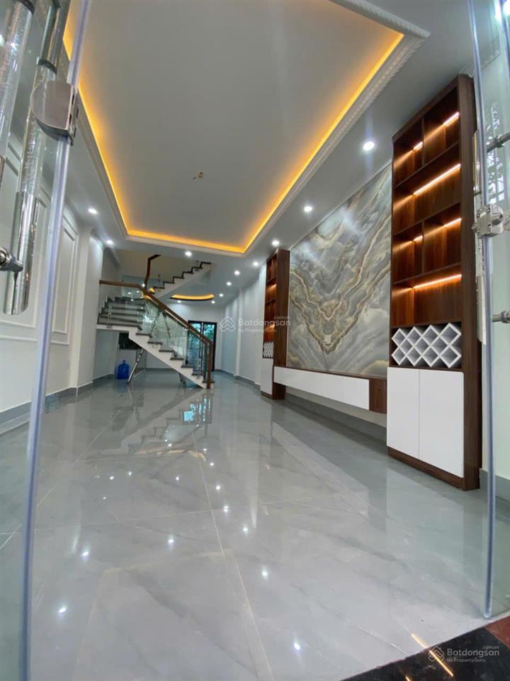 Bán nhà 3 tầng độc lập sân cổng, sân sau đồng hòa kiến an hải phòng oto vào ra thoải mái giá 3.5 tỷ