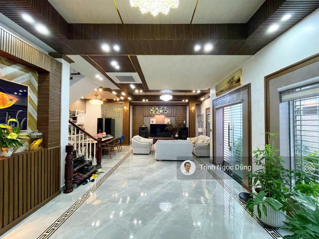 Bán nhà biệt thự 3 tầng sao đỏ thành tô, hải an, hải phòng vị trí đẹp đường rộng thoáng giá 12.5 tỷ