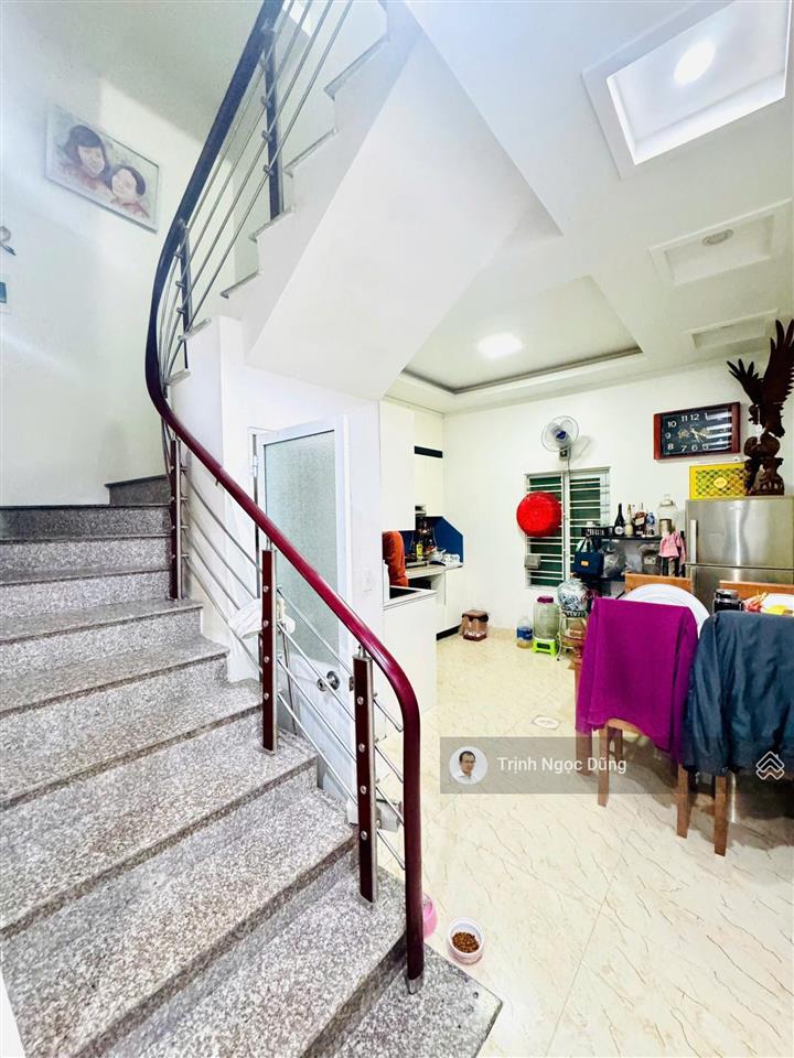 Bán nhà 3.5 tầng sân cổng riêng ngô gia tự, lê hồng phong, hải an, hải phòng, giá 2.65 tỷ. tặng đồ