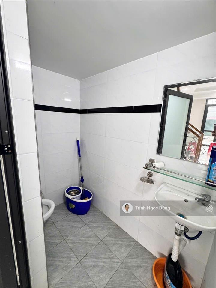 Bán nhà 4 tầng lô góc mặt đường ôtô tránh nhau trung hành, hải an, hải phòng ôtô vào nhà giá 4.6 tỷ