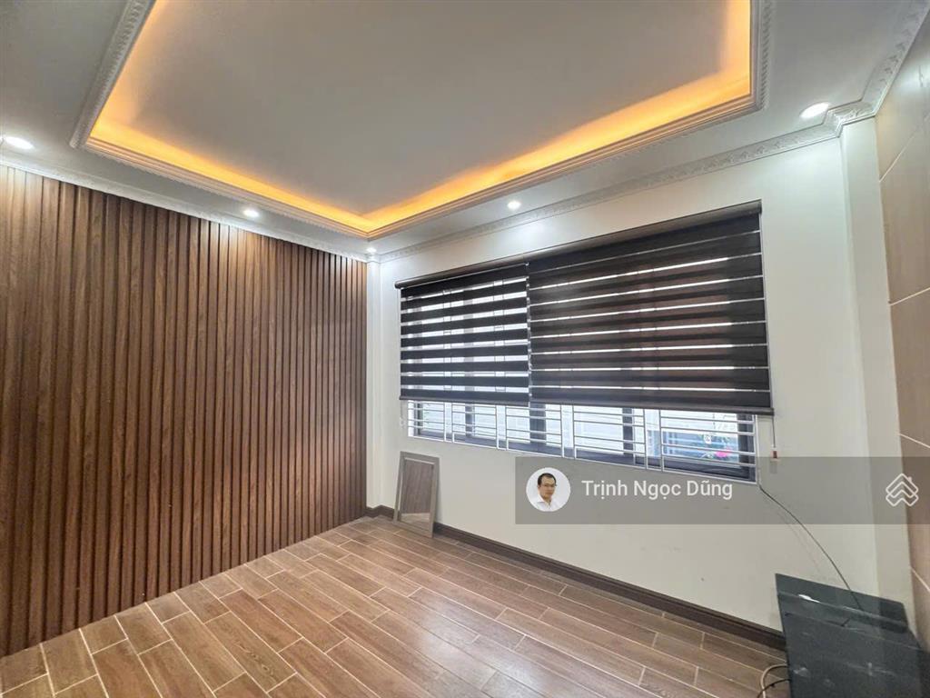 Bán nhà 4 tầng lô góc mặt đường ôtô tránh nhau trung hành, hải an, hải phòng ôtô vào nhà giá 4.6 tỷ