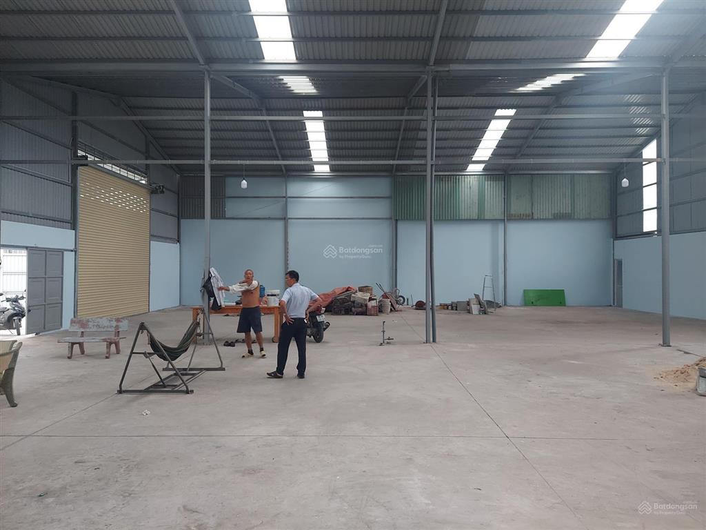 Cho thuê nhà xưởng 1200m2 đường xe công 40 feet tại phường tân thới hiệp, hcm