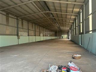 Cho thuê nhà xưởng 700m2 ngã tư ga, phường thạnh lộc quận 12