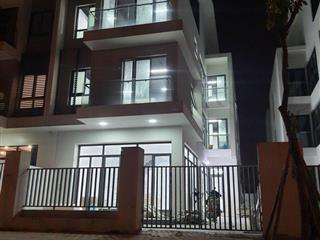 Cho thuê biệt thự An Vượng Villa ngay cạnh hồ 180m2 hoàn thiện đẹp làm văn phòng - 30tr