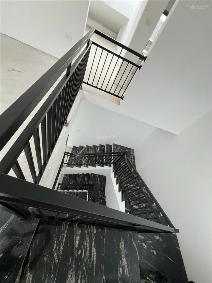 Tôi cần cho thuê nguyên căn biệt thự an vượng villa hoàn thiện full, không giới hạn mục đích sd