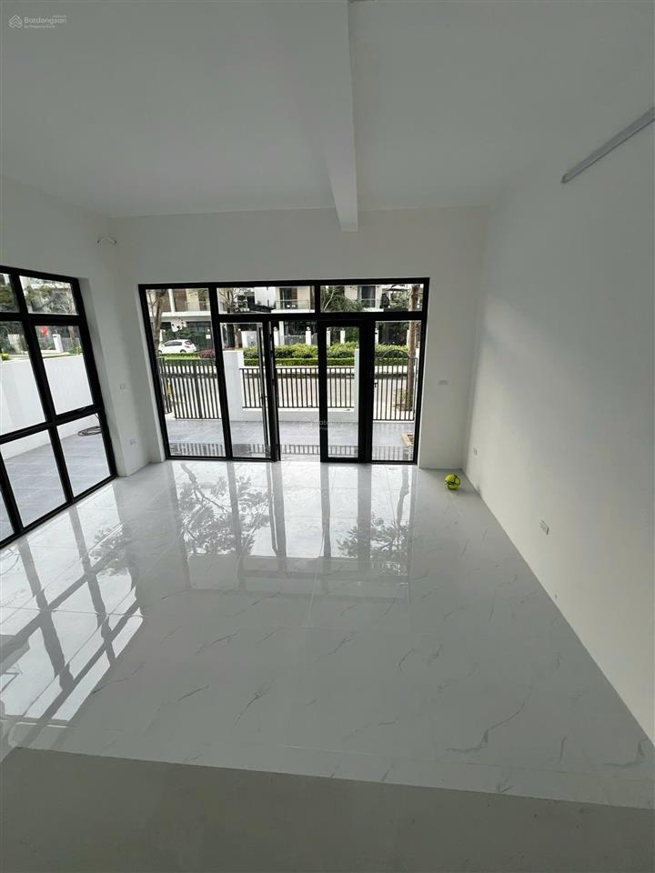 Tôi cần cho thuê nguyên căn biệt thự an vượng villa hoàn thiện full, không giới hạn mục đích sd