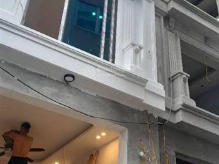 Giá đầu tư 3,6tỷ. nhà 5t xây mới.
diện tích 30m. sổ đỏ chính chủ sẵn giao dịch.