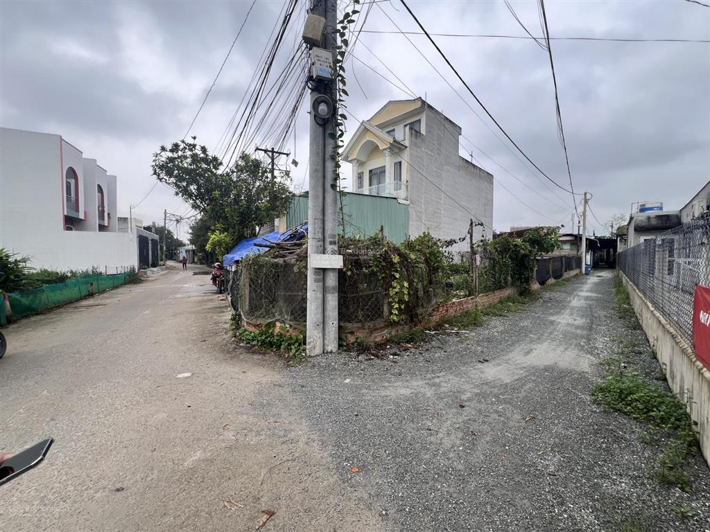 7x30m 215m2 thổ cư full (lô góc 2 mặt tiền)  1 sẹc hà duy phiên