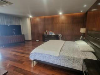 Bán biệt thự khu compoud nguyễn văn hưởng thảo điền q2, dt 577m2, giá 167 tỷ