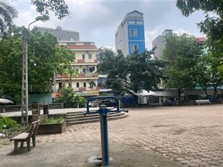 Mảnh đất cực đẹp phố lụa trung tâm hà đông. ô tô qua nhà. cạnh sân chơi. 51m2, mt 4,2m. 10,5 tỷ
