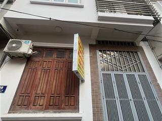 Hàng xóm kđg mậu lương, 59m2, 4 tầng đẹp nhìn hồ 3 thoáng. ô tô. rẻ nhất khu vực 11 tỷ.