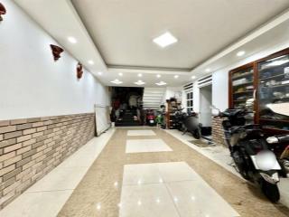 Biệt thự gỗ đỏ, căm xe, gần ga t3 tân bình, 5 tầng đường nhựa 8m, giá chỉ 23,5 tỷ!