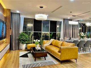 Bán gấp căn 3pn diện tích 146m2 full nộ thất giá bán nhỉnh 7 tỷ tại chung cư hpc landmark hà đông